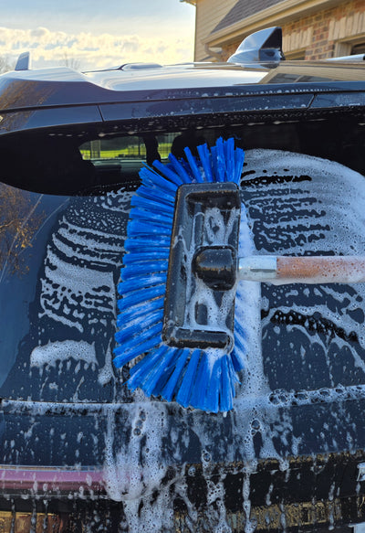 Universal Brush Mfg Co.   UB1808BXL - Triple Surface 8" Brush w/Sides BLUE