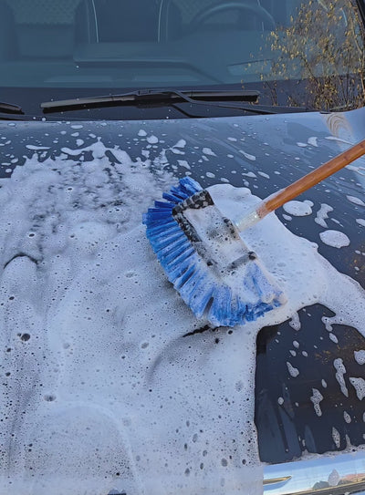 Universal Brush Mfg Co.   UB1808BXL - Triple Surface 8" Brush w/Sides BLUE